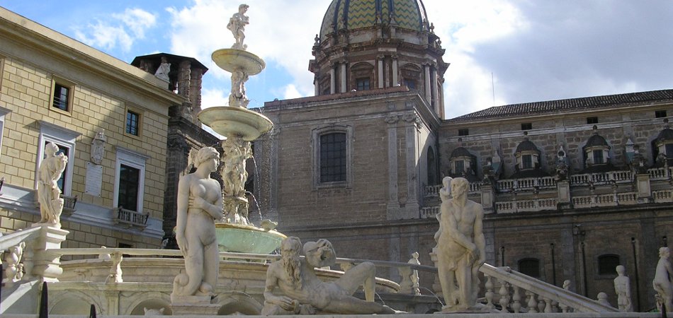 Palermo - "Piazza Pretoria."
